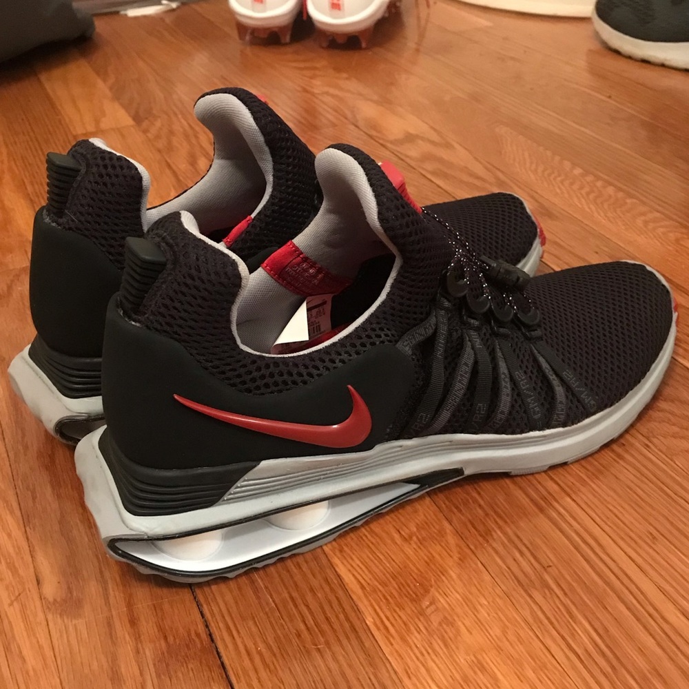 Brand new Nike Shox Gravity
